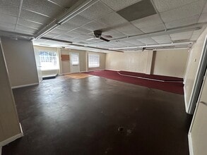 315 E 20th St, Lumberton, NC for lease Interior Photo- Image 2 of 3
