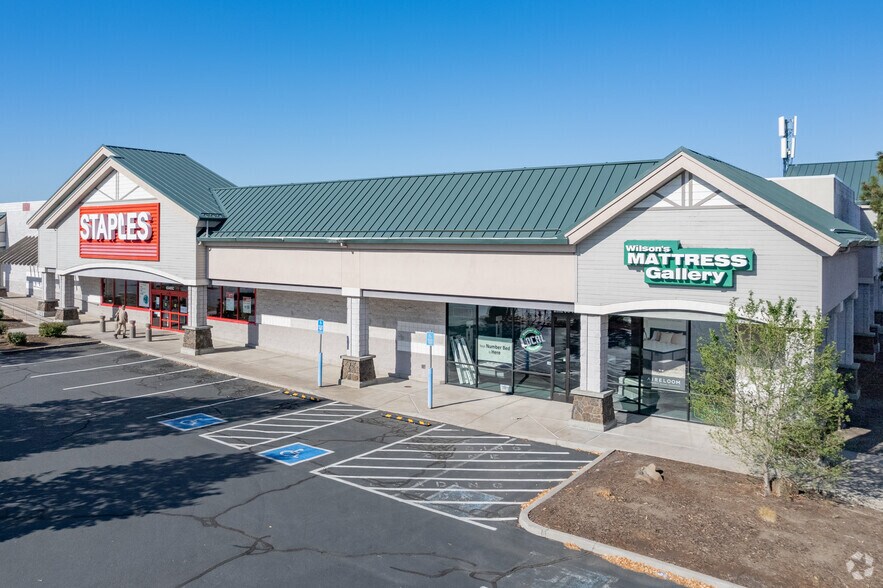 63485 N Highway 97, Bend, OR for lease - Building Photo - Image 3 of 3