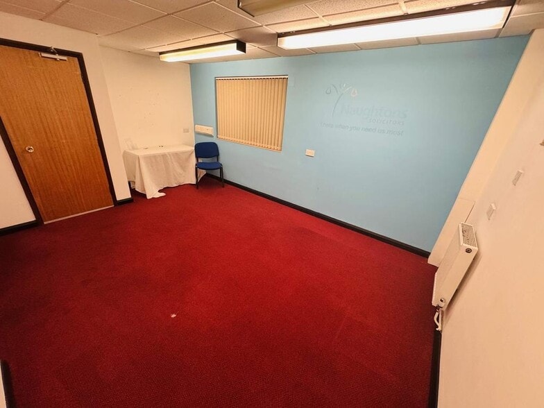 1-2 Adelaide Row, Seaham for lease - Building Photo - Image 3 of 12