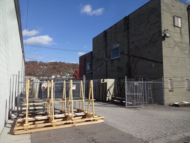 1605 4th Ave, Charleston, WV à vendre - Photo du bâtiment - Image 3 de 11