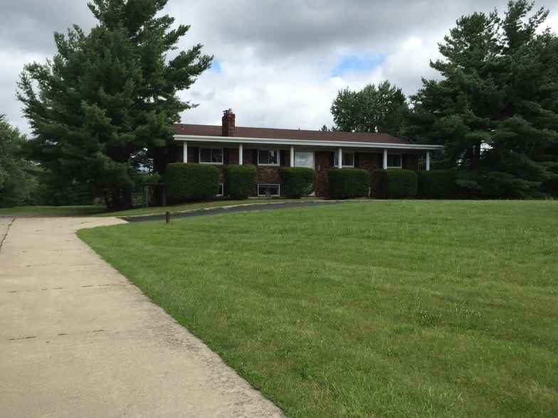 7330 E Michigan Ave, Saline, MI à louer - Photo principale - Image 2 de 3