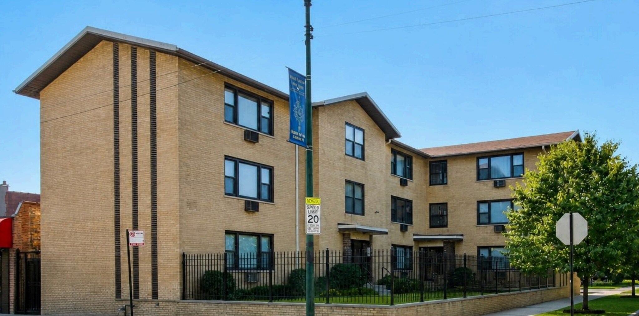 8701 S Clyde Ave, Chicago, IL à vendre Photo du bâtiment- Image 1 de 14