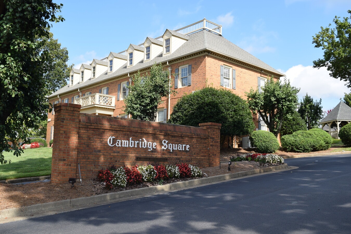 1040 Cambridge Sq, Alpharetta, GA 30009 - Unité A-B - - Autre - Image 2 of 4
