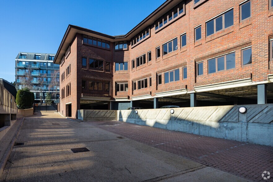 6 Vale Av, Tunbridge Wells à louer - Photo du bâtiment - Image 3 de 16
