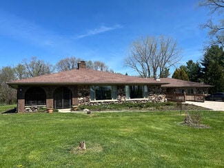 Plus de détails pour 5430 Hillside Rd, Crystal Lake, IL - Soins de santé à vendre