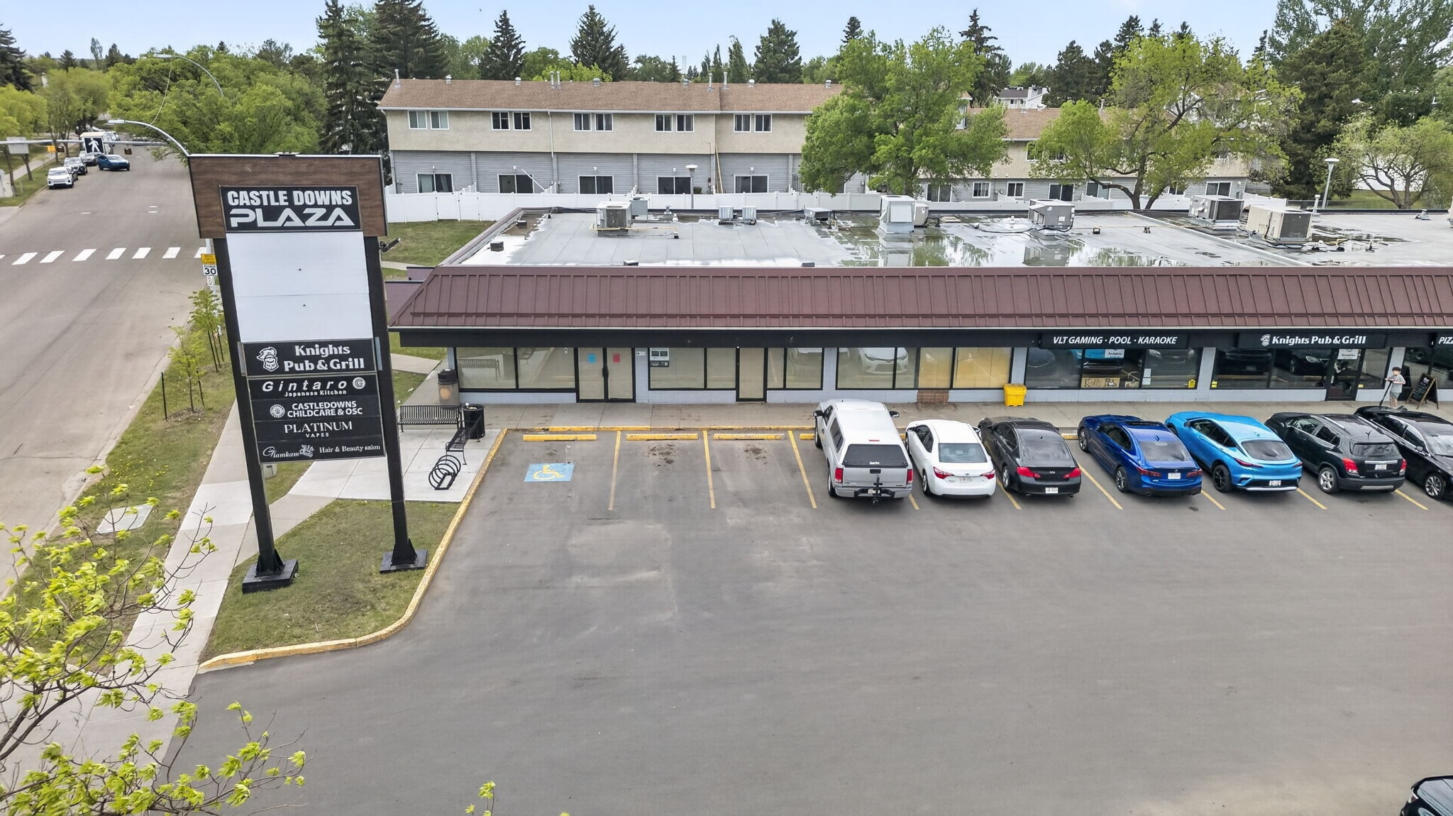 11868 145 Av NW, Edmonton, AB à louer Photo intérieure- Image 1 de 3