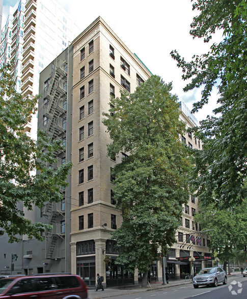 620 Stewart St, Seattle, WA for lease - Building Photo - Image 2 of 4