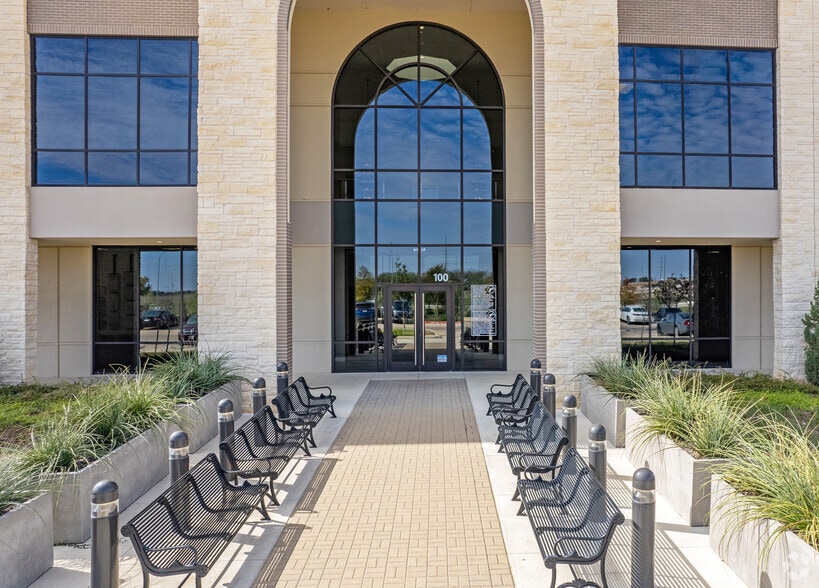 15709 Impact Way, Pflugerville, TX for lease - Building Photo - Image 3 of 7
