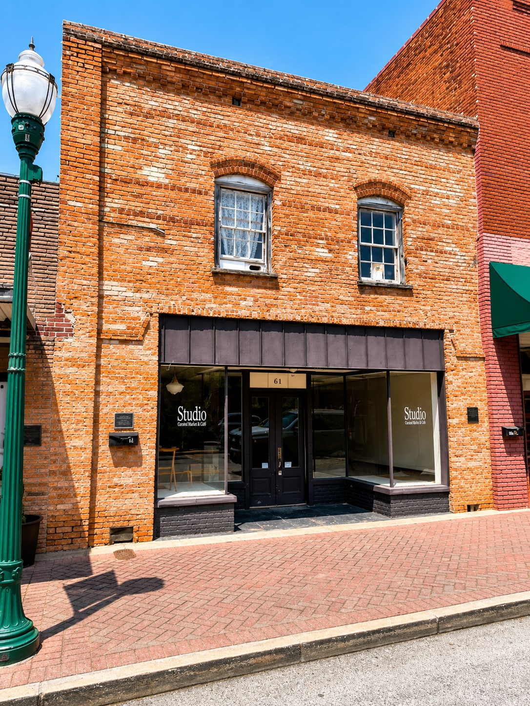 61 Doyle St, Toccoa, GA for sale Primary Photo- Image 1 of 12