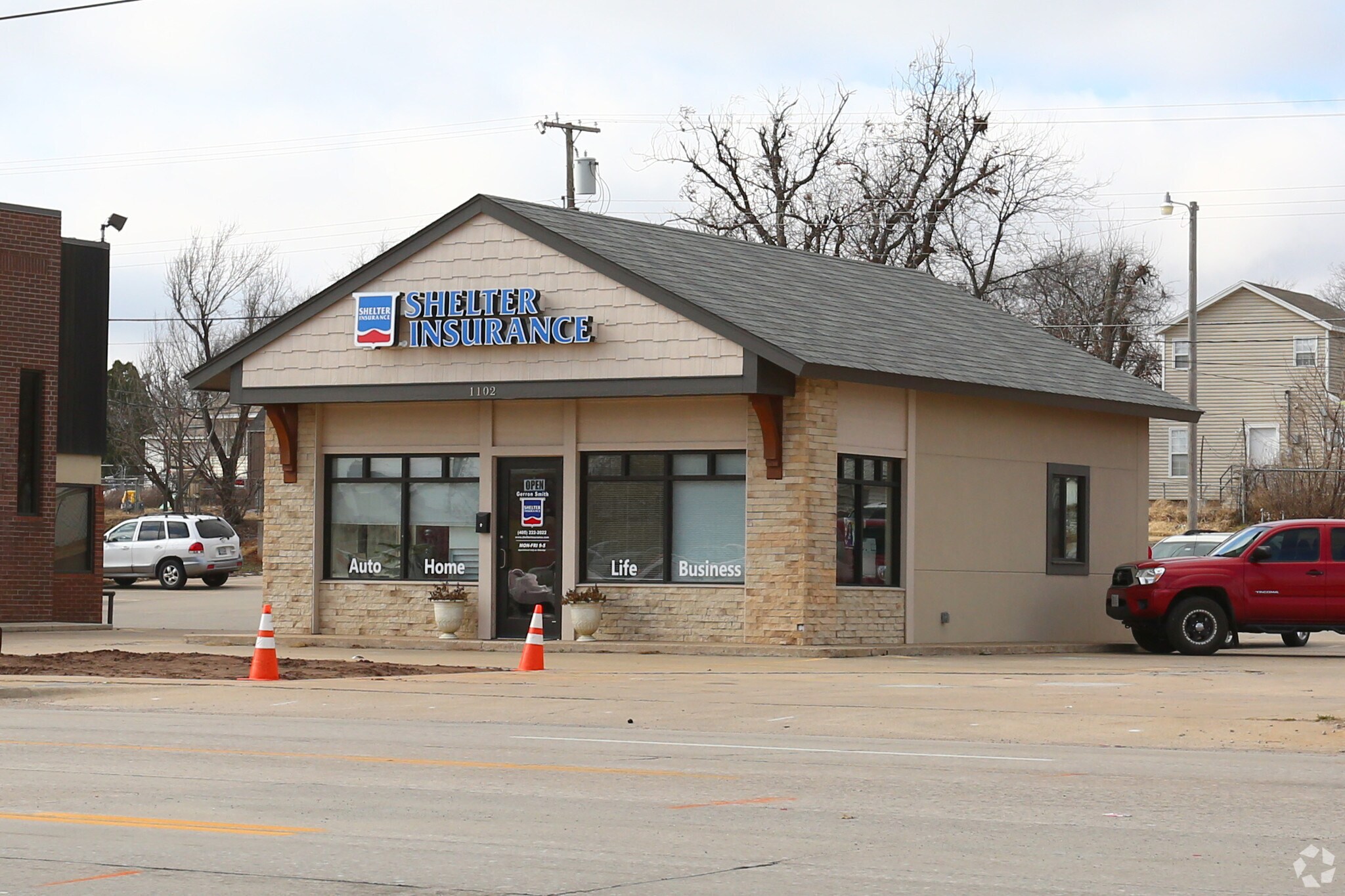 1102 S 4th St, Chickasha, OK for lease Primary Photo- Image 1 of 4