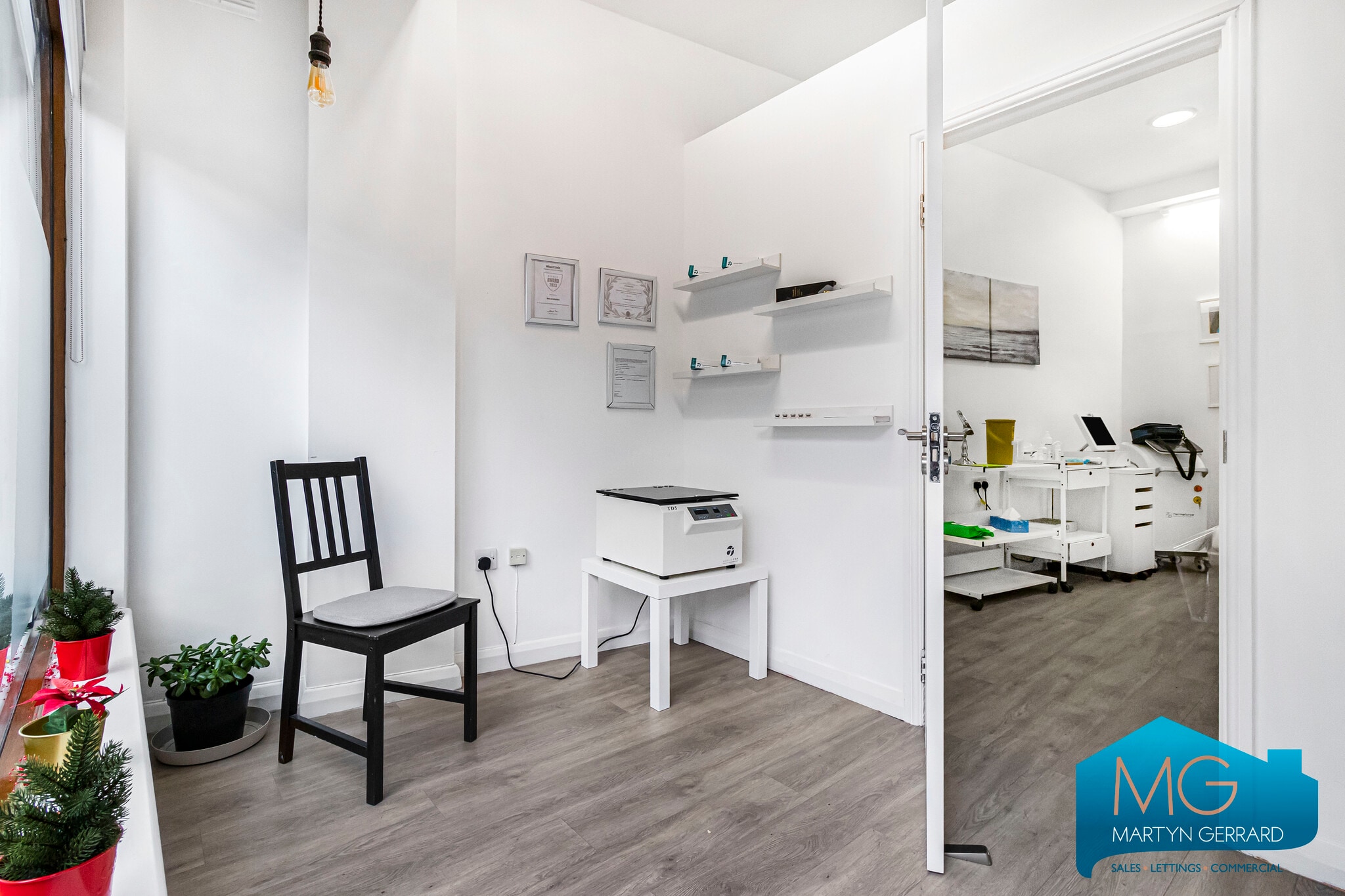 119-119B East End Rd, London for lease Interior Photo- Image 1 of 3