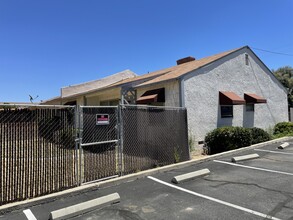 930 W Newgrove St, Lancaster, CA for lease Building Photo- Image 1 of 3