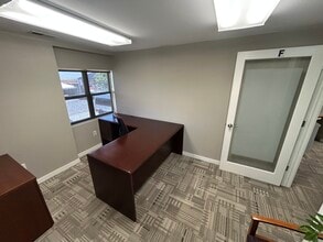 841 Front St, Louisville, CO for lease Interior Photo- Image 2 of 2