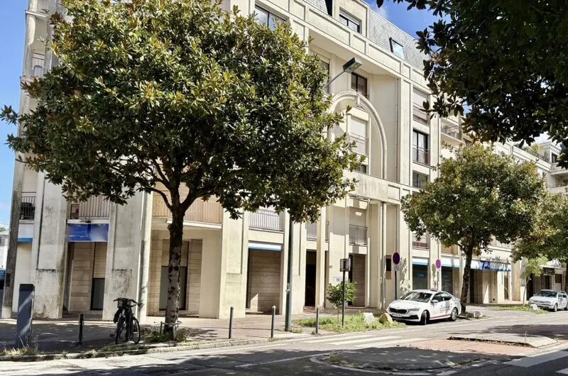 Commerce de détail dans Nantes à vendre Photo du bâtiment- Image 1 de 12