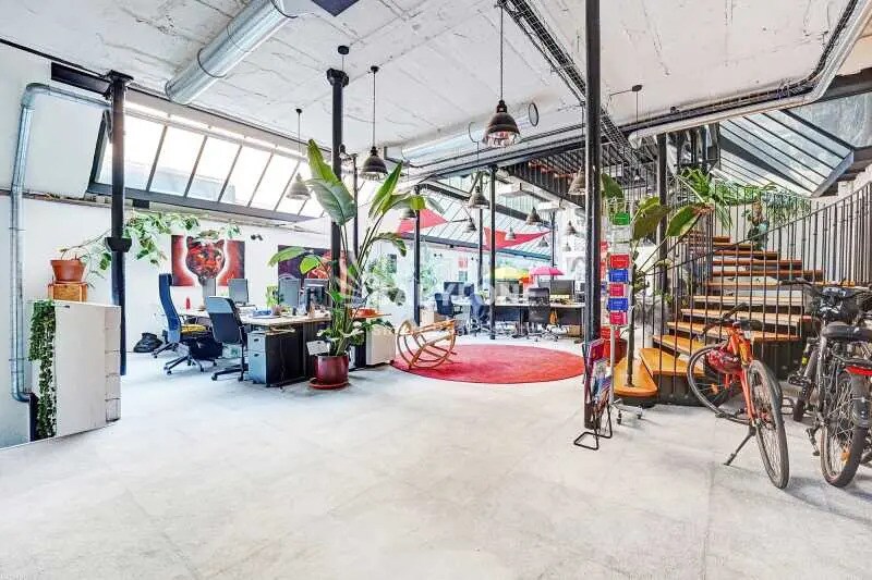 Bureau dans Paris à vendre - Photo du bâtiment - Image 3 de 26