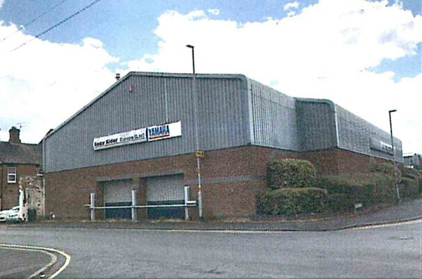 Property 2/3 portefeuille de 2 propriétés à vendre sur LoopNet.ca - Photo du bâtiment - Image 3 de 7