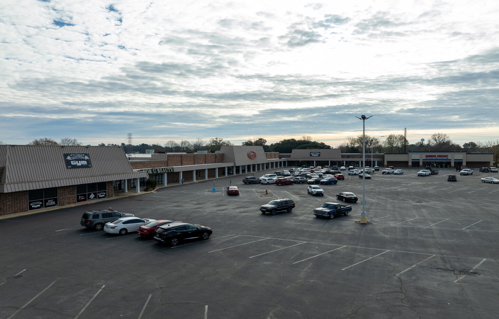 801-825 S 5th St, Hartsville, SC for sale Primary Photo- Image 1 of 12