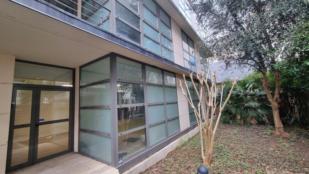 134 Rue Du Point Du Jour, Boulogne-Billancourt à louer - Photo du bâtiment - Image 3 de 11