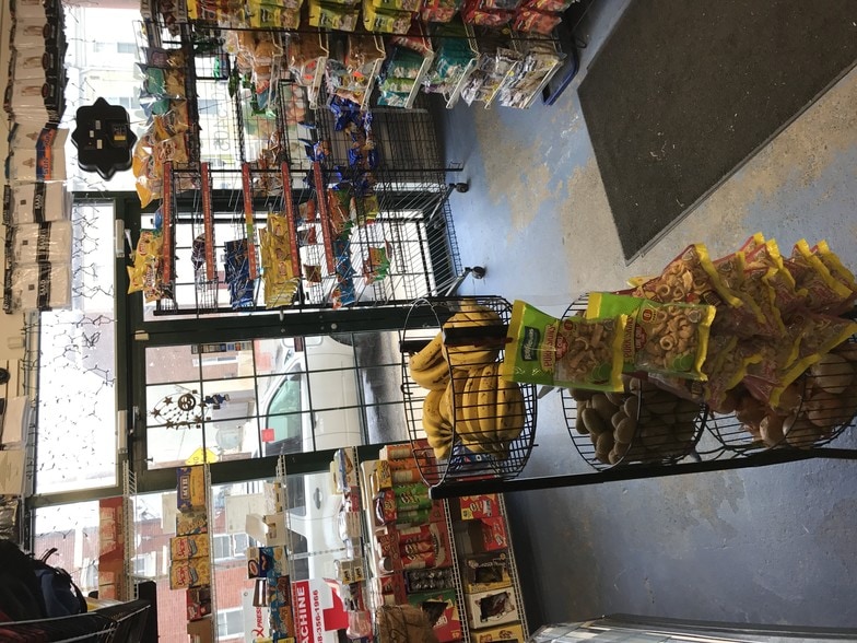 3426 Conrad St, Philadelphia, PA for lease - Building Photo - Image 3 of 36