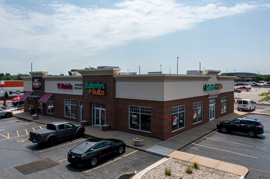 3719 E Calumet St, Appleton, WI à vendre - Photo principale - Image 1 de 1