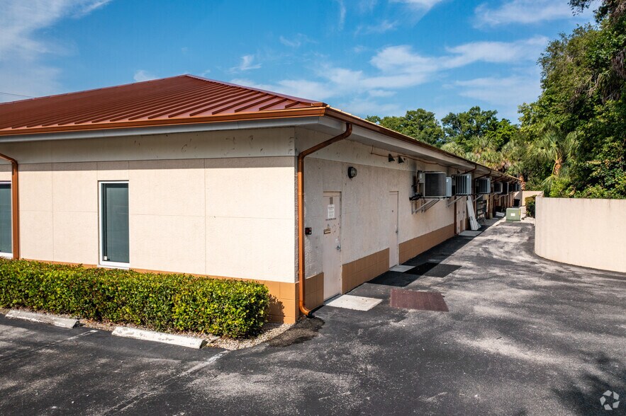 11100 Bonita Beach Rd, Bonita Springs, FL à louer - Photo du bâtiment - Image 3 de 4