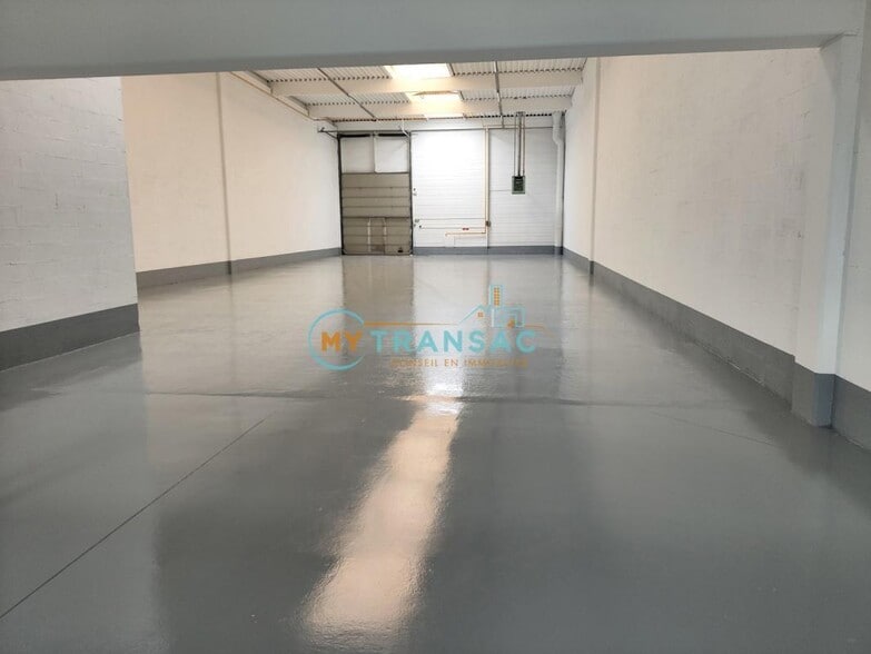 Flex in Bonneuil-sur-Marne for lease - Interior Photo - Image 2 of 13