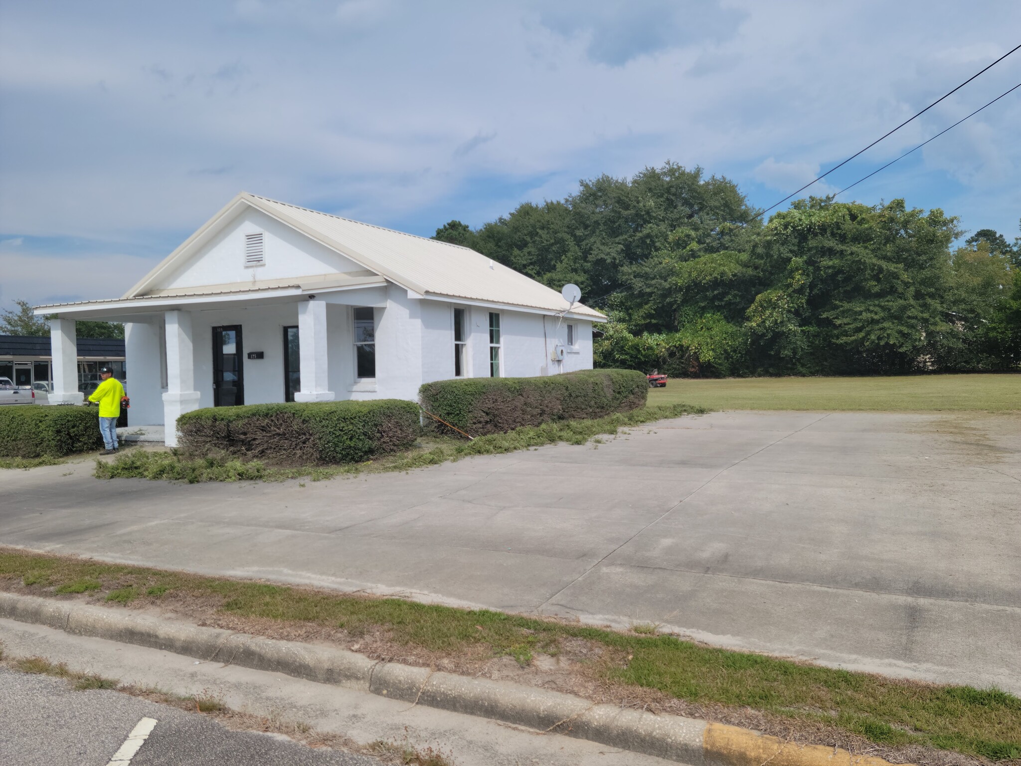 125 S Main St, Spring Lake, NC for sale Building Photo- Image 1 of 1