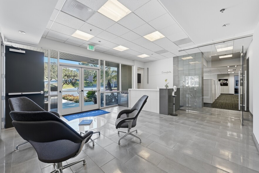 9170-9190 Camino Santa Fe, San Diego, CA à vendre - Photo intérieure - Image 3 de 72