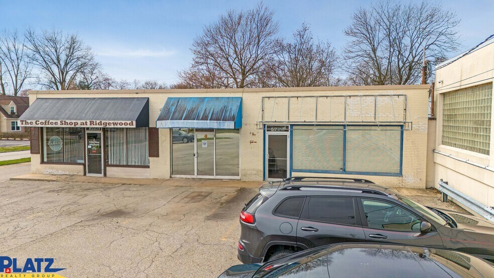 5986-5998 Market St, Youngstown, OH for lease - Building Photo - Image 1 of 8