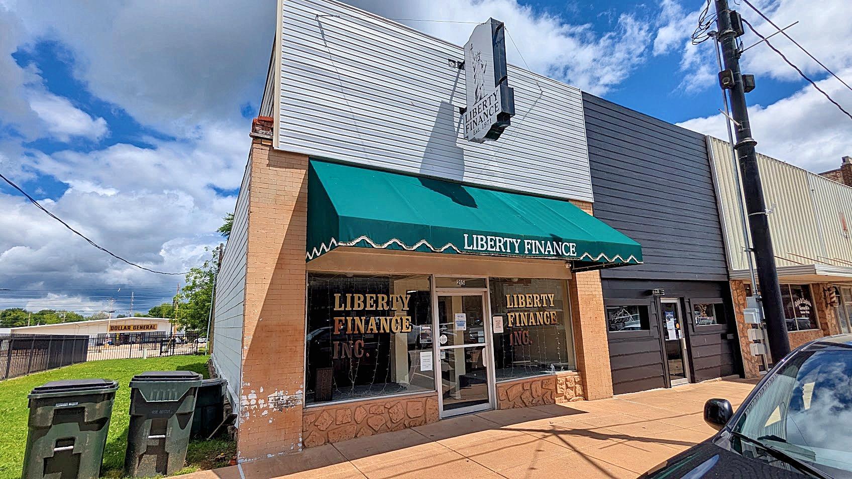 215 E 6th St, Okmulgee, OK à vendre Photo principale- Image 1 de 1