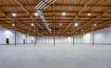 3100 52nd Ave, Sacramento, CA for sale Interior Photo- Image 2 of 22