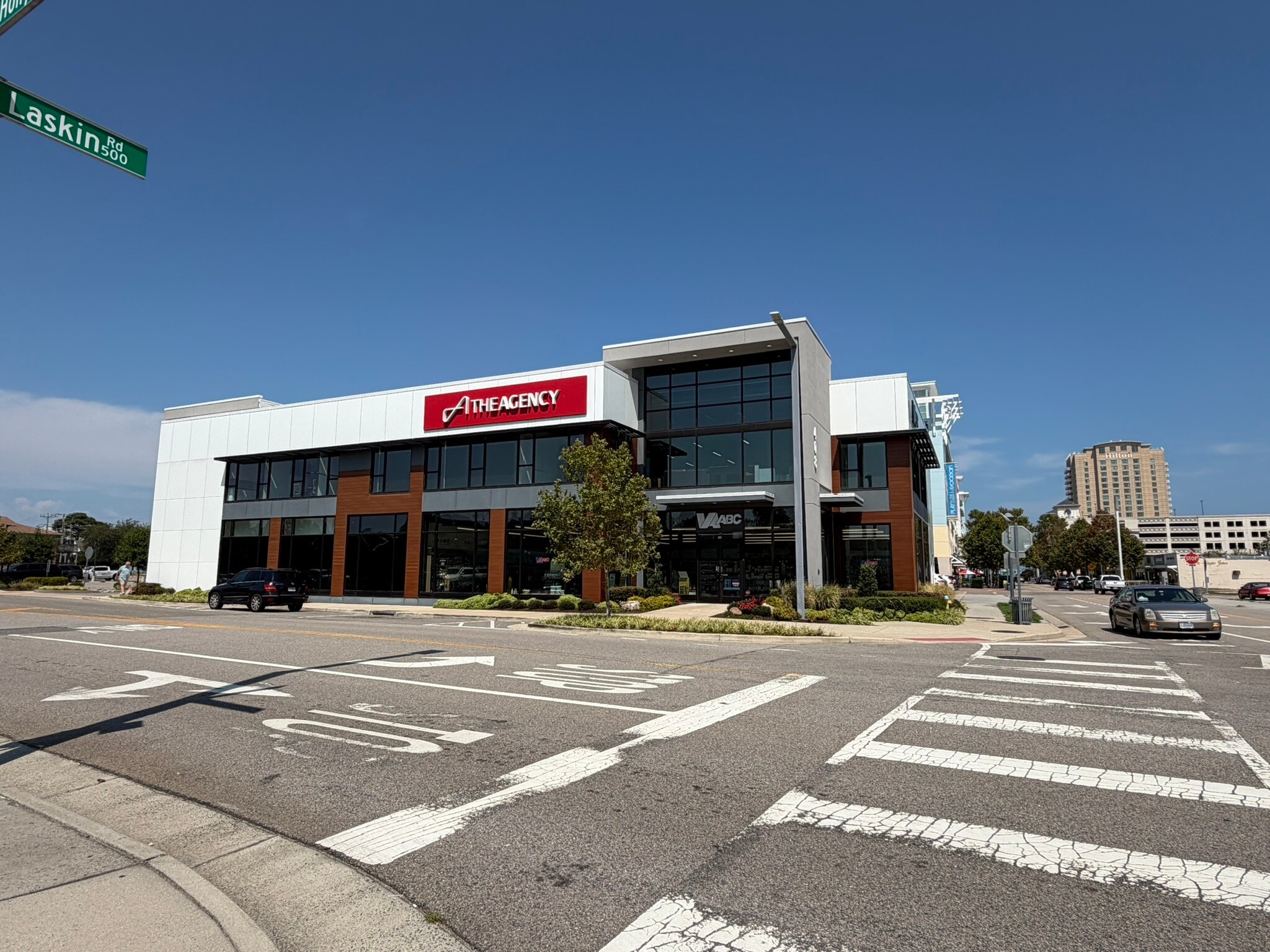 408 Laskin Rd, Virginia Beach, VA for lease Building Photo- Image 1 of 11