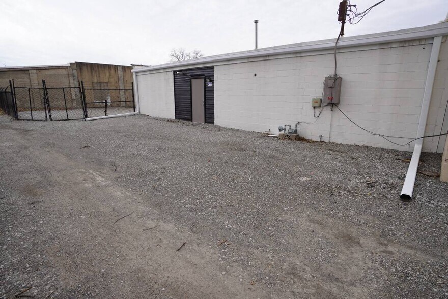 2256 Madison Ave, Granite City, IL à vendre - Photo du bâtiment - Image 2 de 5