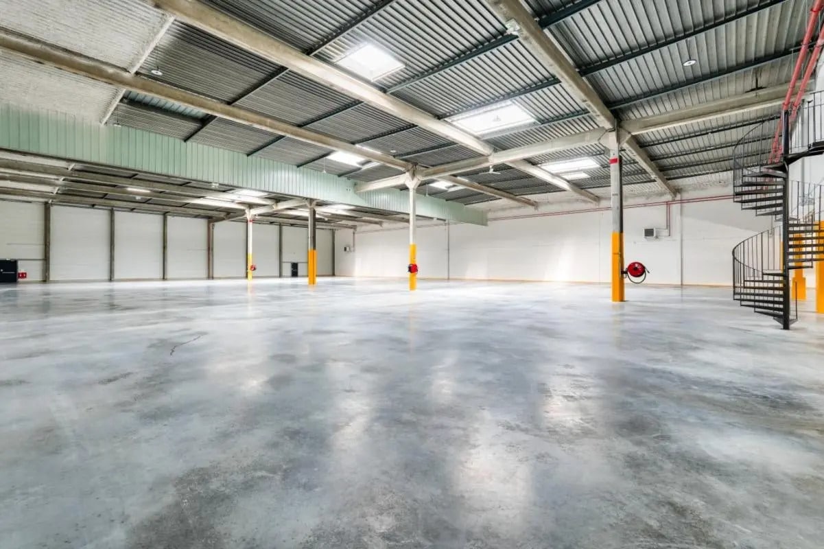 Flex in Trappes for lease Interior Photo- Image 1 of 20