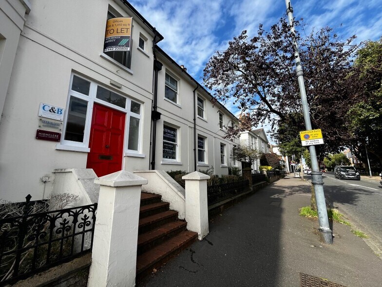 271 High St, Berkhamsted à louer - Photo du bâtiment - Image 1 de 10