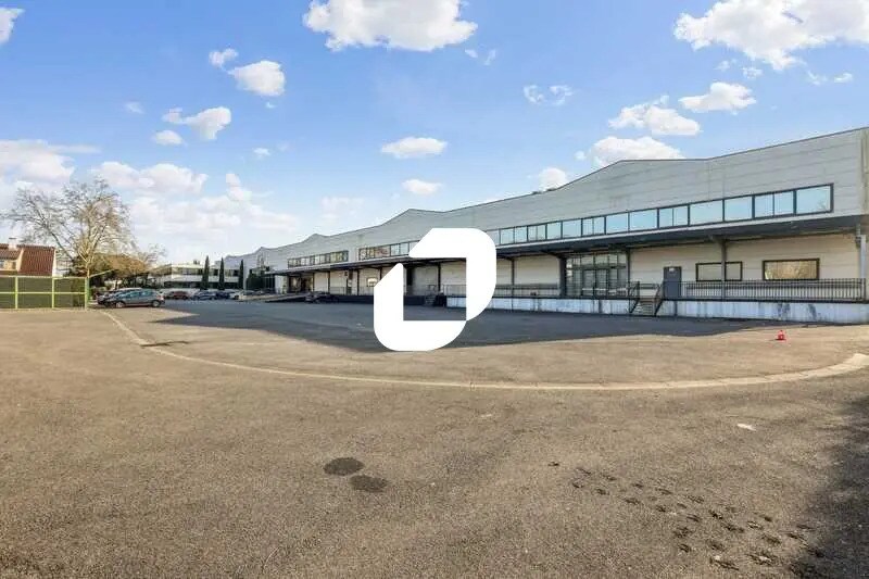 2 Avenue Du Bois De L'Epine, Évry-Courcouronnes for lease - Building Photo - Image 2 of 14