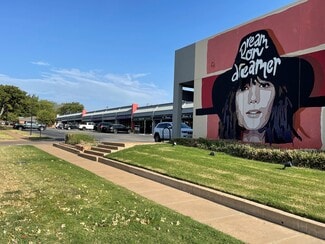 Plus de détails pour 5700-5730 Locke Ave, Fort Worth, TX - Commerce de détail à louer