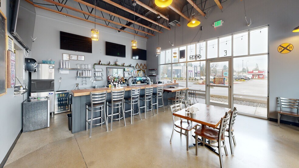 30860 NW Pacific St, North Plains, OR à louer - Numérisation 3D de Matterport - Image 2 de 13