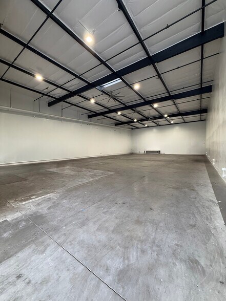 701-717 E Gardena Blvd, Carson, CA à vendre - Photo du bâtiment - Image 2 de 2