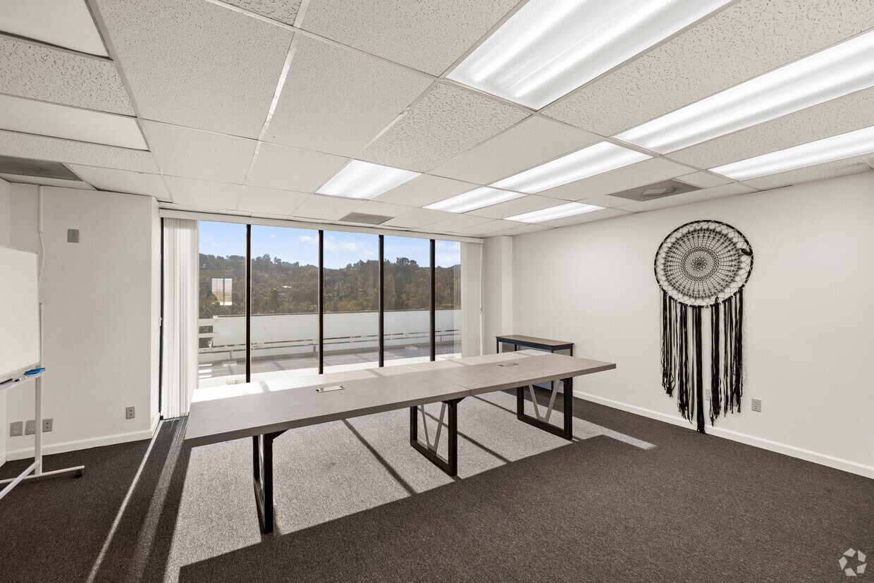 15720 Ventura Blvd, Encino, CA for sale Interior Photo- Image 1 of 19