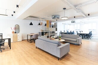 18 Rue D'Hauteville, Paris for lease Interior Photo- Image 2 of 12