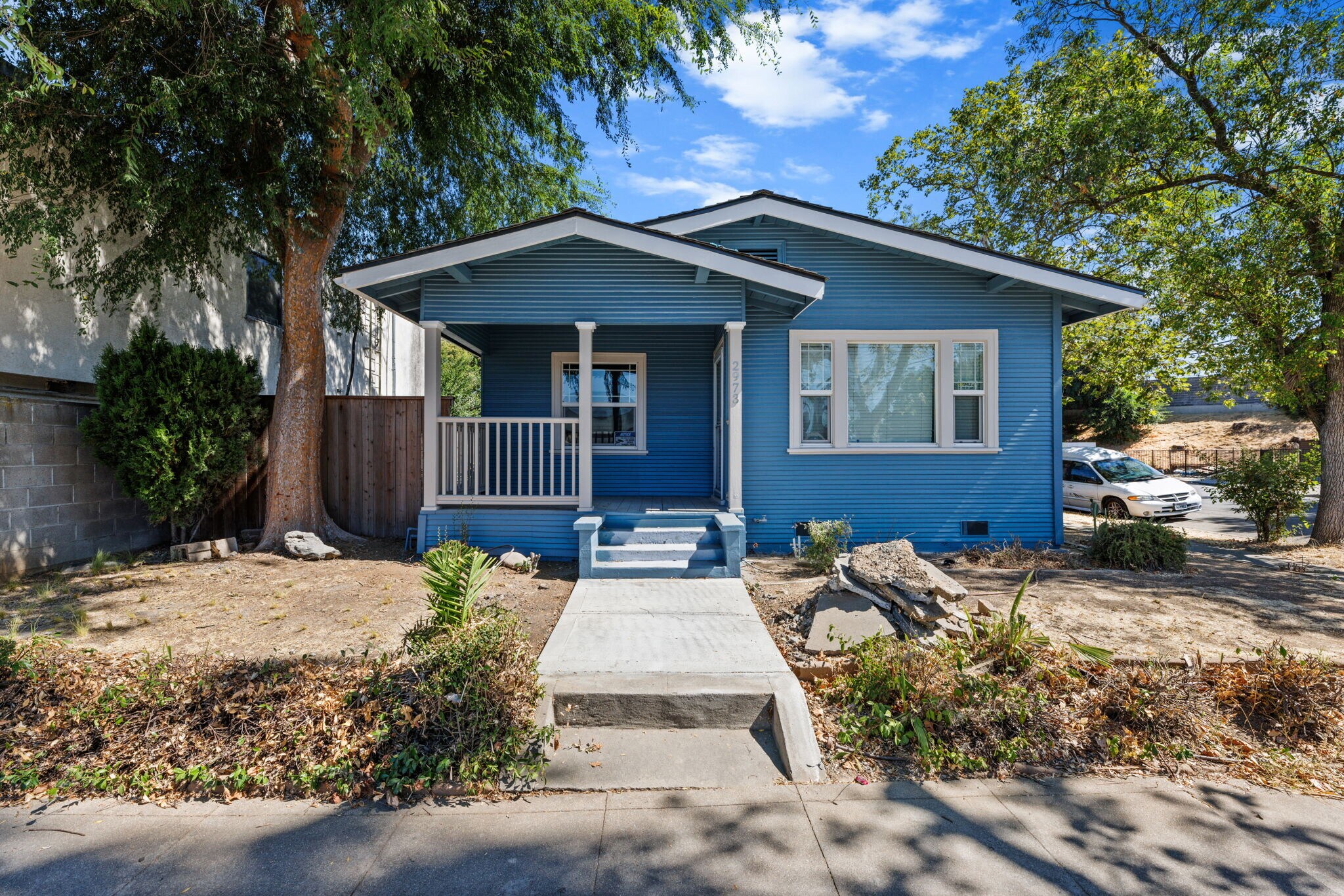 2741 Franklin Blvd, Sacramento, CA à vendre Photo principale- Image 1 de 48