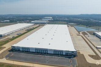 300 International Pky, Adairsville, GA - AERIAL  map view