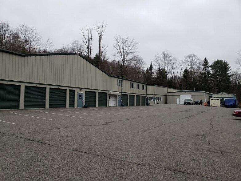 164 Route 311, Carmel, NY à louer - Photo du bâtiment - Image 2 de 20