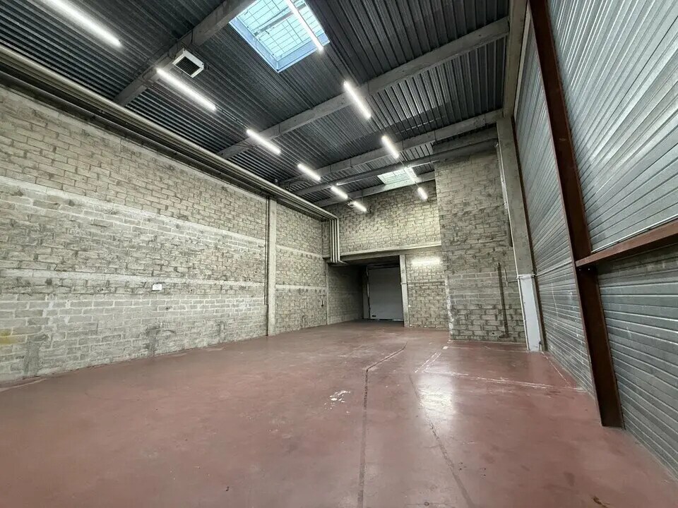 114 Avenue Louis Roche, Gennevilliers à louer Photo du bâtiment- Image 1 de 4