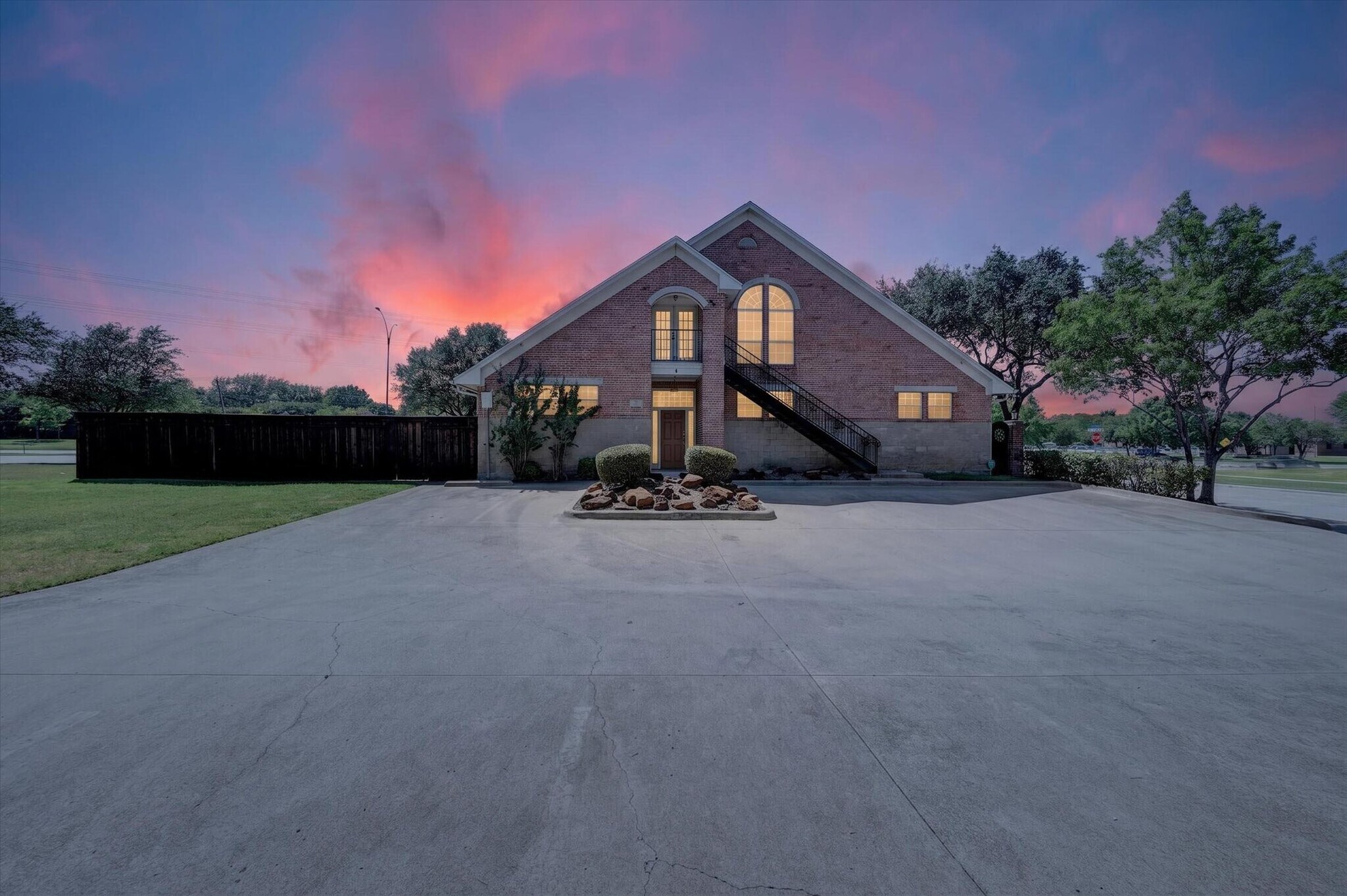 5500 Woodland Park Blvd, Arlington, TX à vendre Photo principale- Image 1 de 7