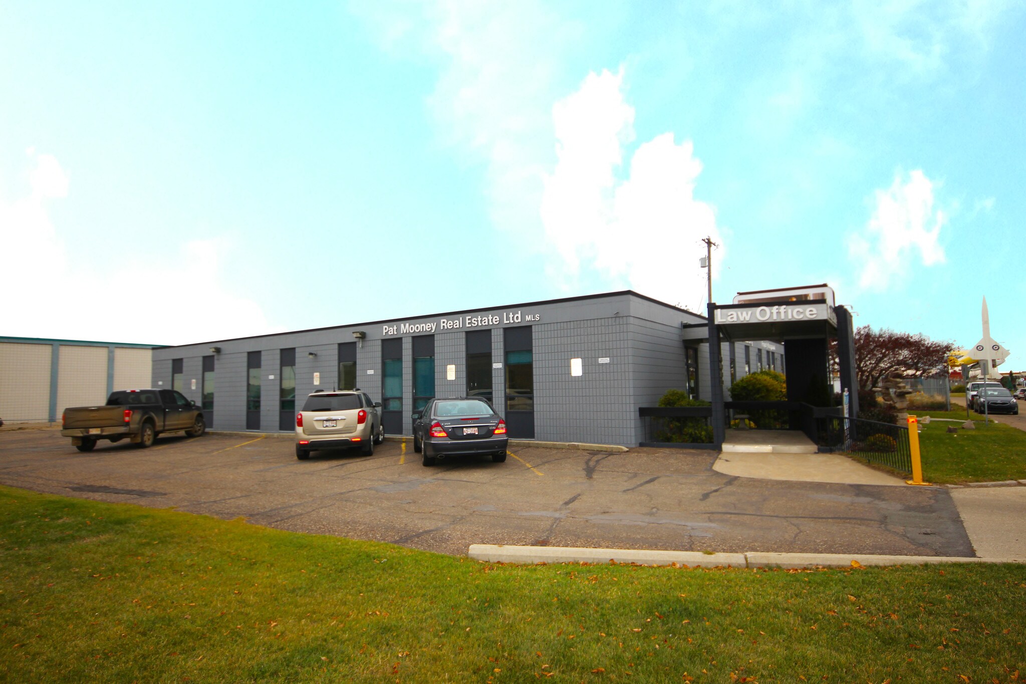 11440 Kingsway Dr NW, Edmonton, AB for sale Other- Image 1 of 1