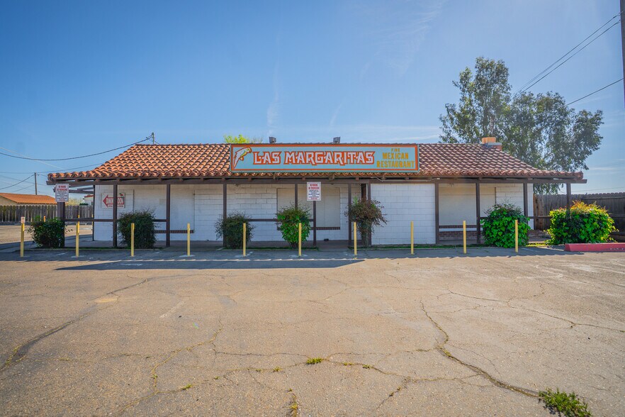 1711 E Pacheco Blvd, Los Banos, CA à vendre - Photo principale - Image 1 de 21