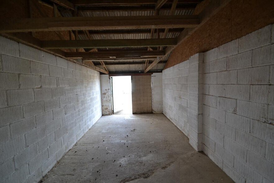 Newdigate Rd, Rusper à louer - Photo du bâtiment - Image 2 de 6