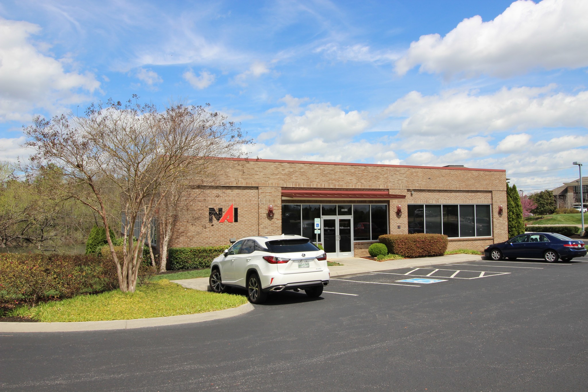 10101 Sherrill Blvd, Knoxville, TN for sale Building Photo- Image 1 of 1